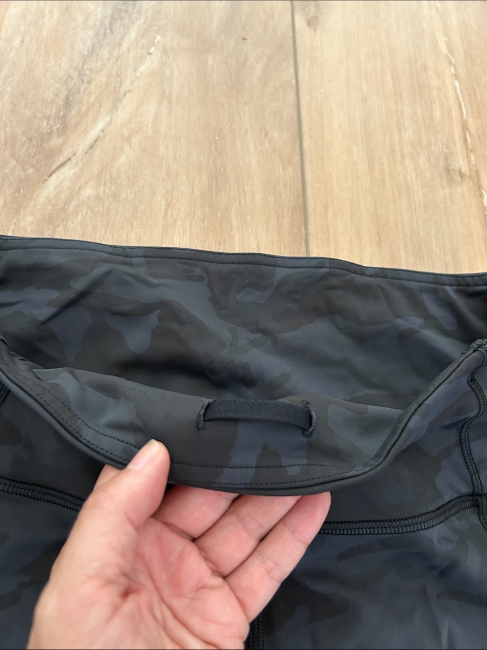 Worn once - LULULEMON Fast and Free Crop *Nulux in Incognito Camo Multi Grey - Picture 6 of 10